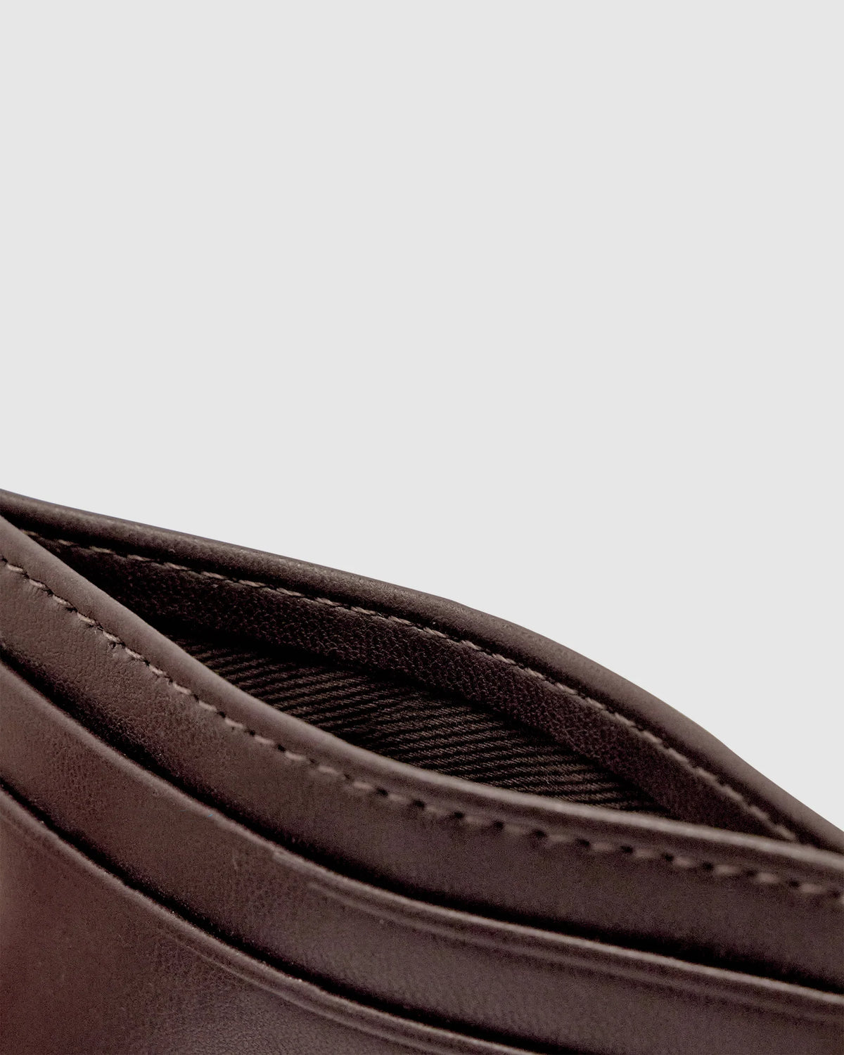 Andie Card Sleeve- Chocolate