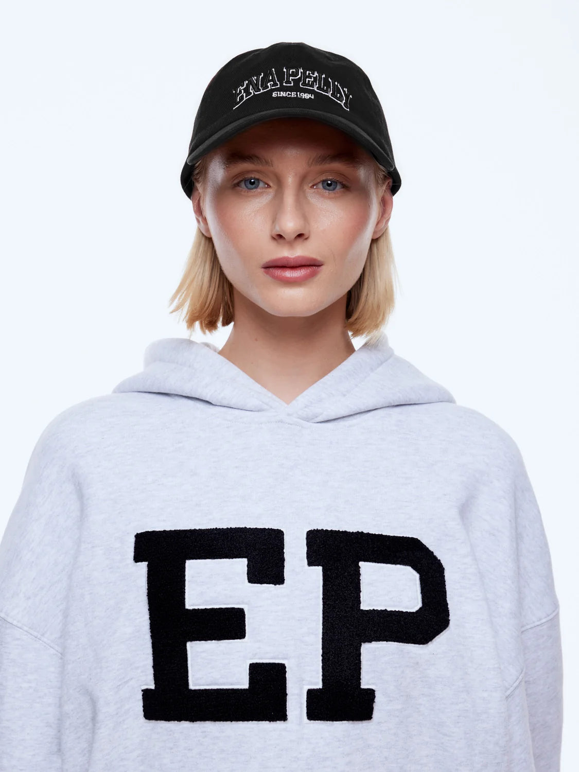 ENA PELLY COLLEGIATE CAP VINTAGE BLACK