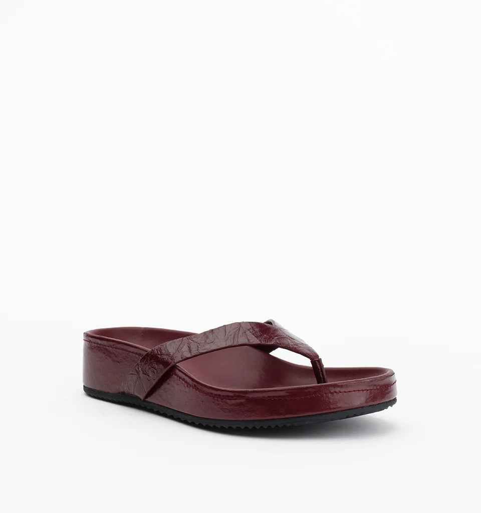 Akiko-Burgundy Oily Crinkle Leather