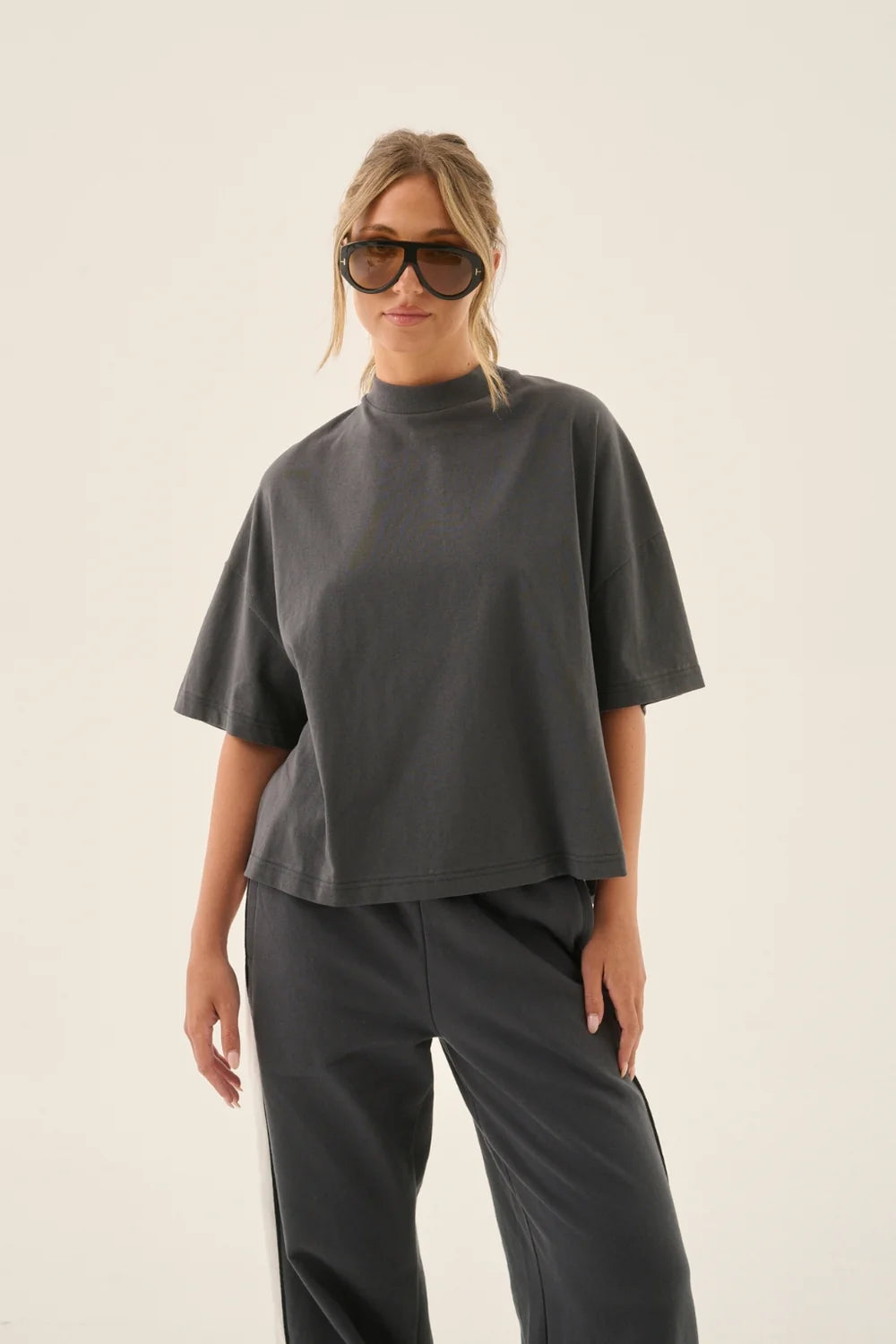 PALMERA OVERSIZED TEE WASHED BLACK